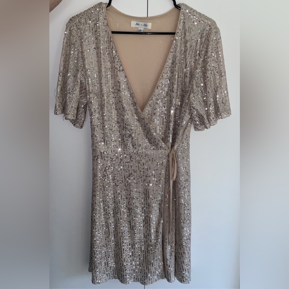Sparkle dress - Picture 1 of 2